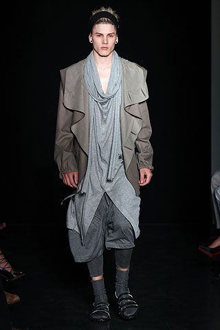 Yves Saint Laurent / - 2010